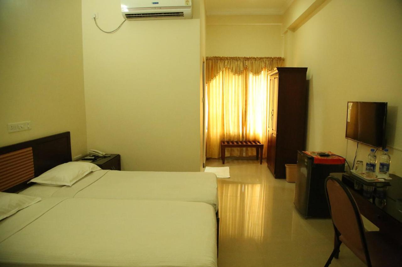 Kallada Residency Kodungallur Exterior photo